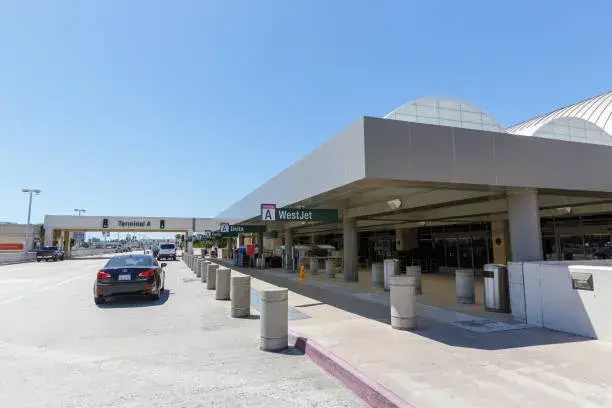 LAX Terminal curbside pickup area for private airport car service